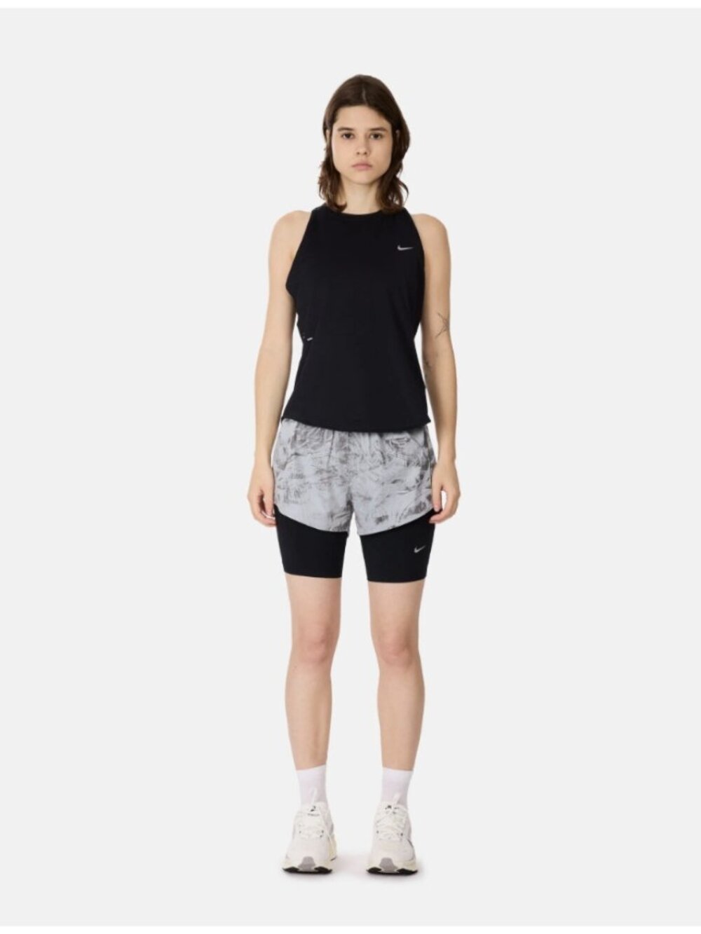 Nike HV2916 Swift Logo 2 in 1 Shorts Thunder Grey ( S )